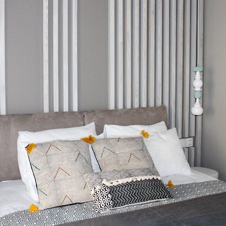 Agali Supreme Hospitality And Comfort อาฟิโตส ภายนอก รูปภาพ